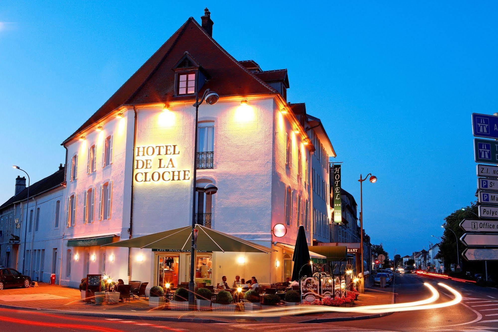 Hotel De La Cloche Dole Exterior photo